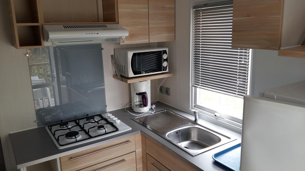 Camping de la minière Forges-les-Eaux Extérieur photo